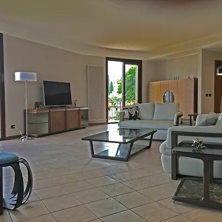 Bellagio Villa *